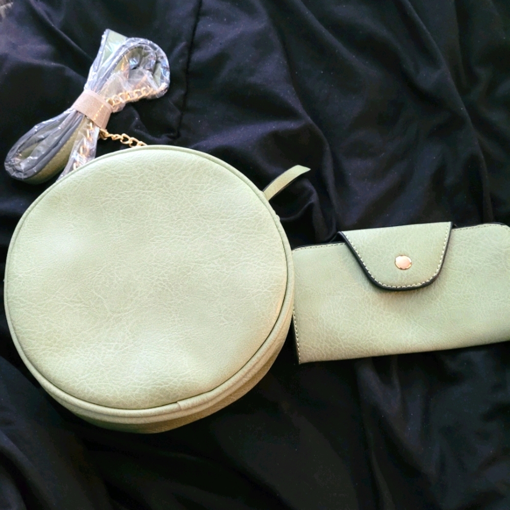 Gorgeous round crossbody and wallet
